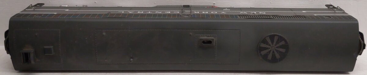USA Trains G Scale R22402 New York Central Locomotive #4203A VG