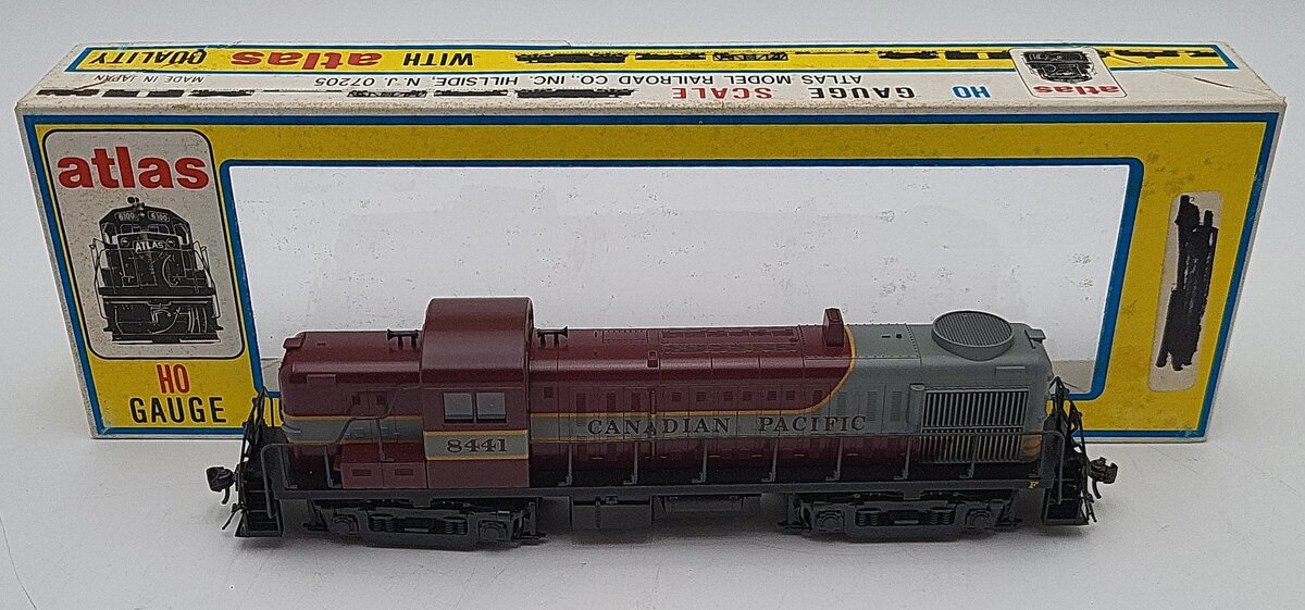 Atlas 8151 HO Scale Canadian Pacific RS-3 Diesel Locomotive #8441 EX/Box