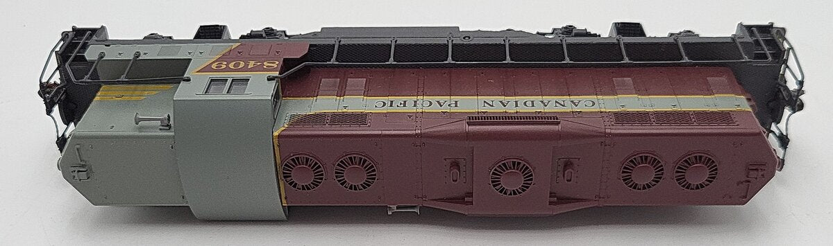 Atlas 8206 HO Scale Canadian Pacific GP-7 Diesel Locomotive  #8409 EX/Box