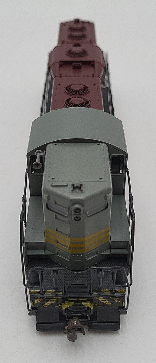 Atlas 8206 HO Scale Canadian Pacific GP-7 Diesel Locomotive  #8409 EX/Box
