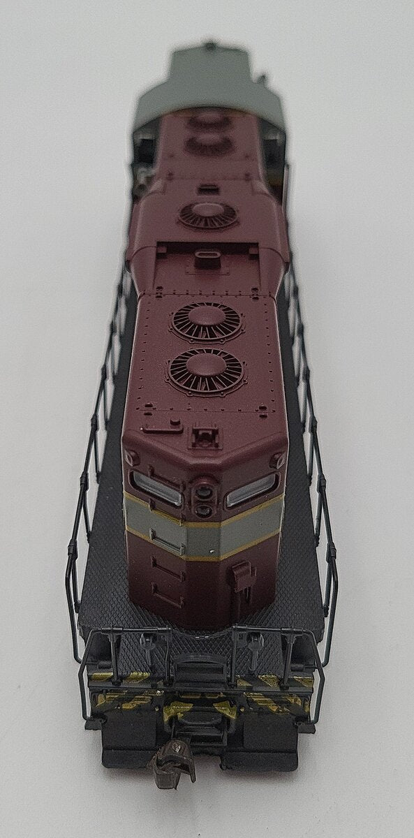 Atlas 8206 HO Scale Canadian Pacific GP-7 Diesel Locomotive  #8409 EX/Box