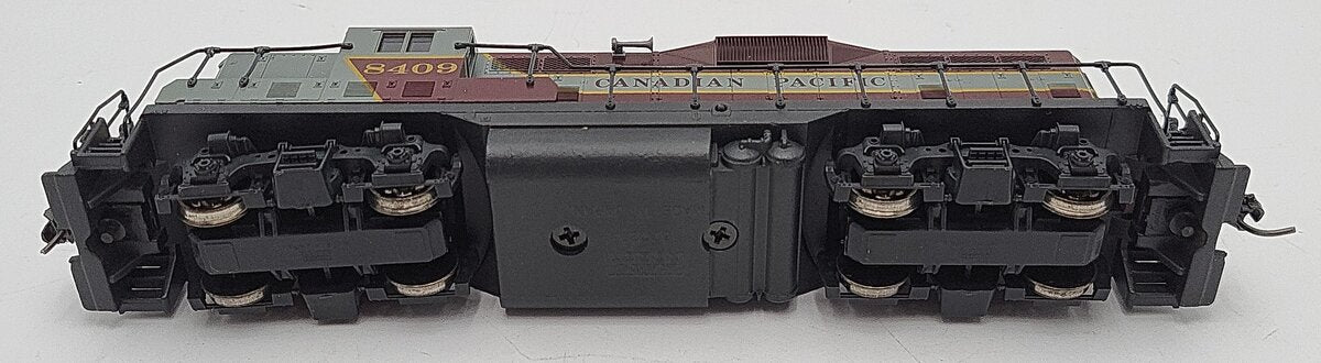 Atlas 8206 HO Scale Canadian Pacific GP-7 Diesel Locomotive  #8409 EX/Box