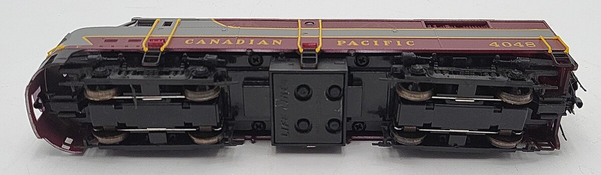 Life Like HO Scale Canadian Pacific Diesel Locomotive #4048 EX