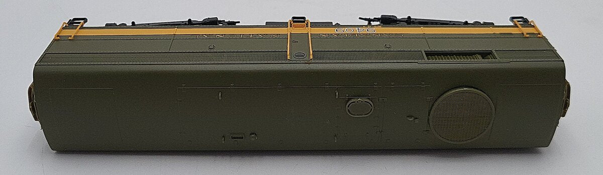 Life Like HO Scale Canadian National Dummy Diesel Locomotive #9409 EX