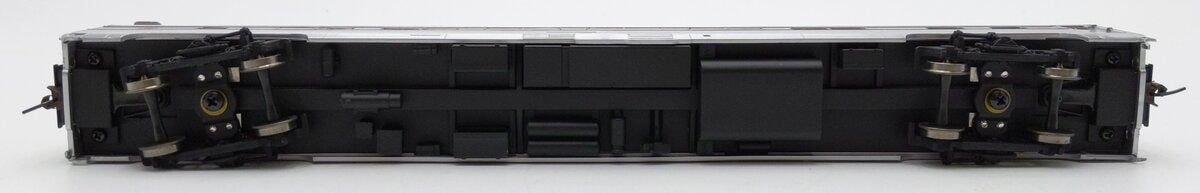 Walthers 932-6309 HO Canadian Pacific 85' Budd 46 Seat Passenger Coach Car LN/Box