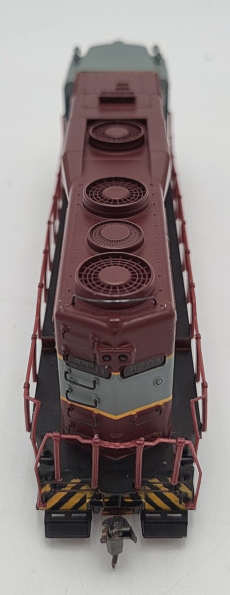 Spectrum 82018 HO Scale Canadian Pacific Powered GP-30 Diesel Locomotive #8200 EX/Box