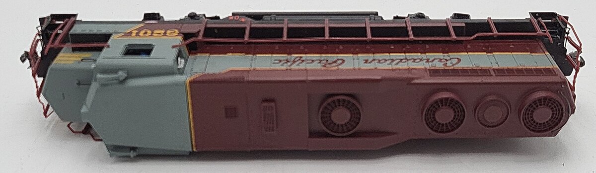 Spectrum 82018 HO Scale Canadian Pacific Powered GP-30 Diesel Locomotive #8200 EX/Box