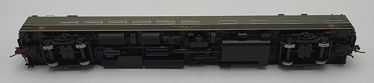 Rapido Trains 124002 HO CN P-S Lightweight 40 Seat Dining Car #1344 EX/Box