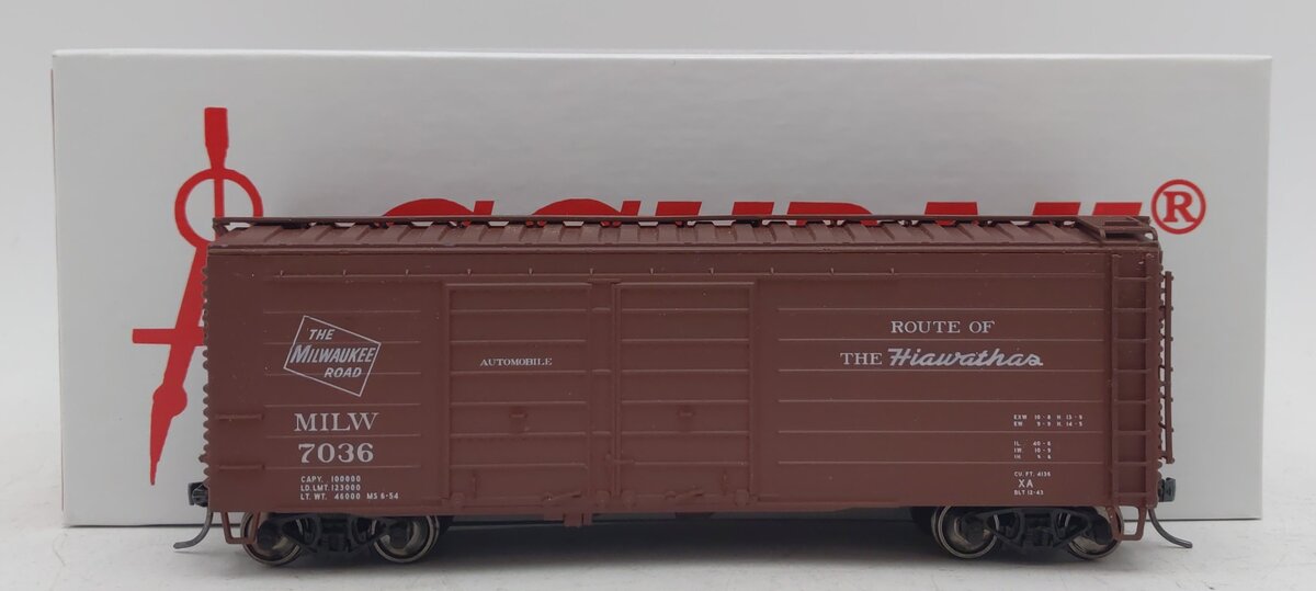 Accurail 3985 HO Milwaukee Road Route of the Hiawathas 40' Boxcar #7036 LN/Box