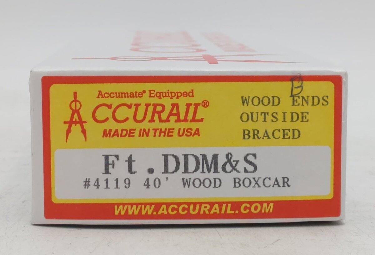 Accurail 4119 HO Fort Dodge Des Moines & Southern 40' Wood Boxcar #11028 LN/Box