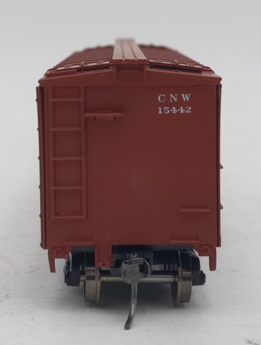 Accurail 4856 HO Chicago and North Western 40' Wood Reefer Kit #15442 NIB
