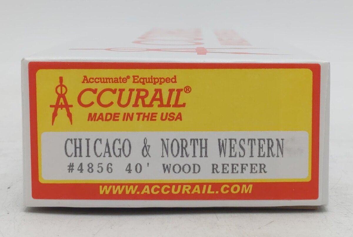 Accurail 4856 HO Chicago and North Western 40' Wood Reefer Kit #15442 NIB