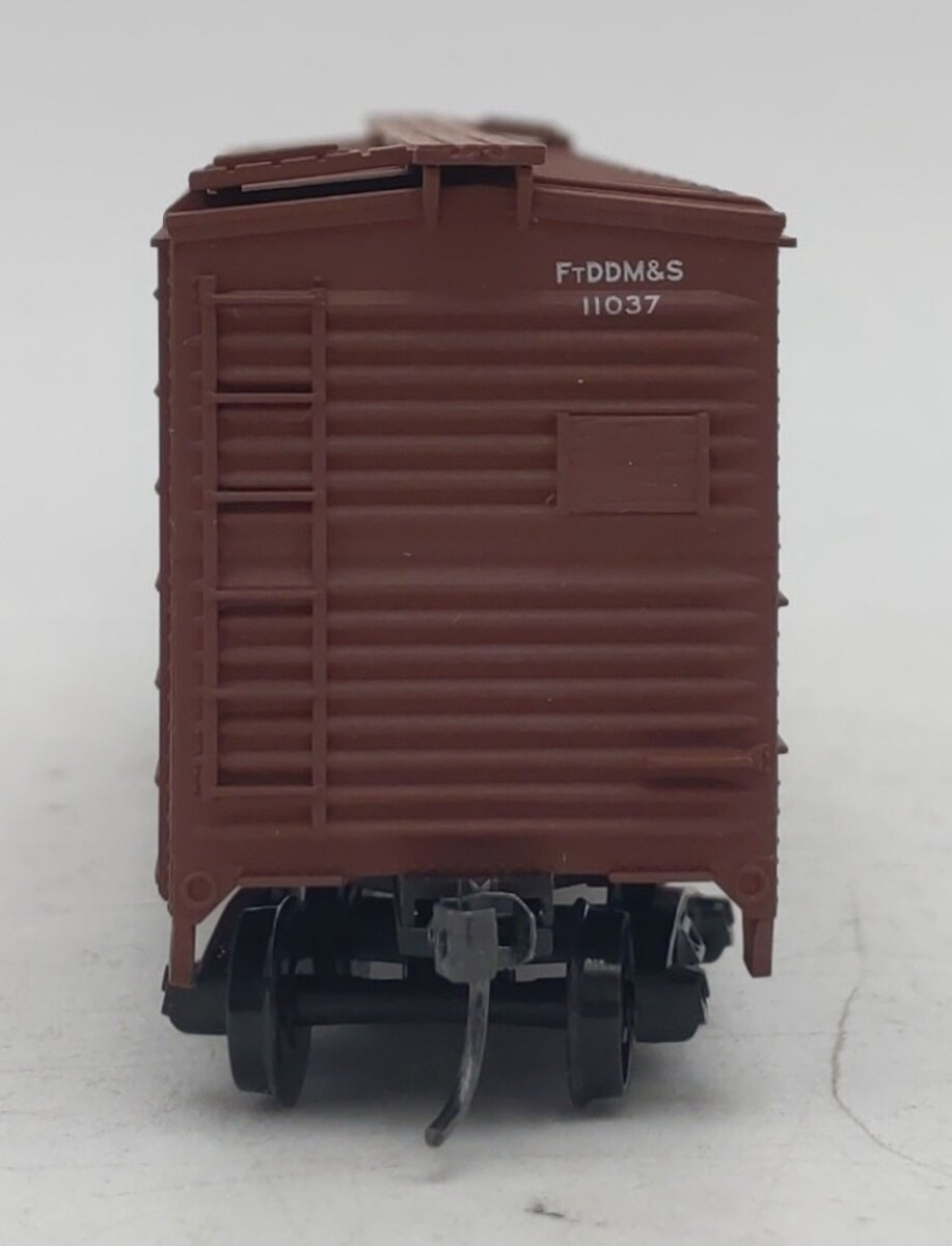 Accurail 4513 HO Fort Dodge Des Moines & Southern 40' Single Sheath Wood Boxcar LN/Box
