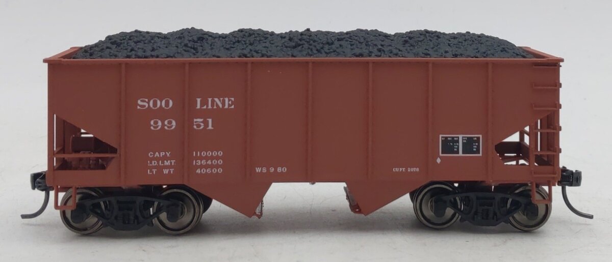 Accurail HO Scale Soo Line Twin Hopper w/ Coal Load #9951 EX/Box