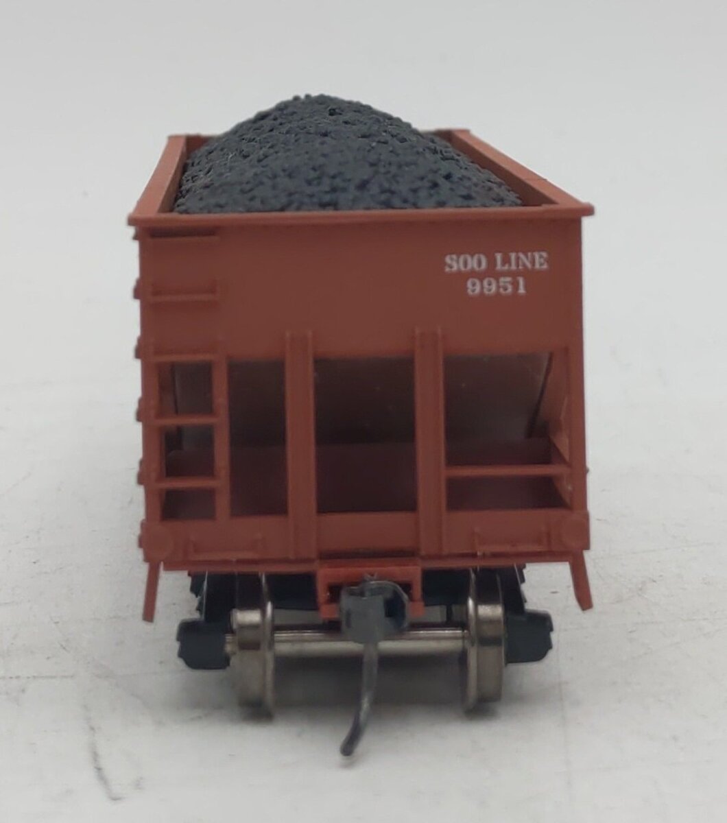 Accurail HO Scale Soo Line Twin Hopper w/ Coal Load #9951 EX/Box