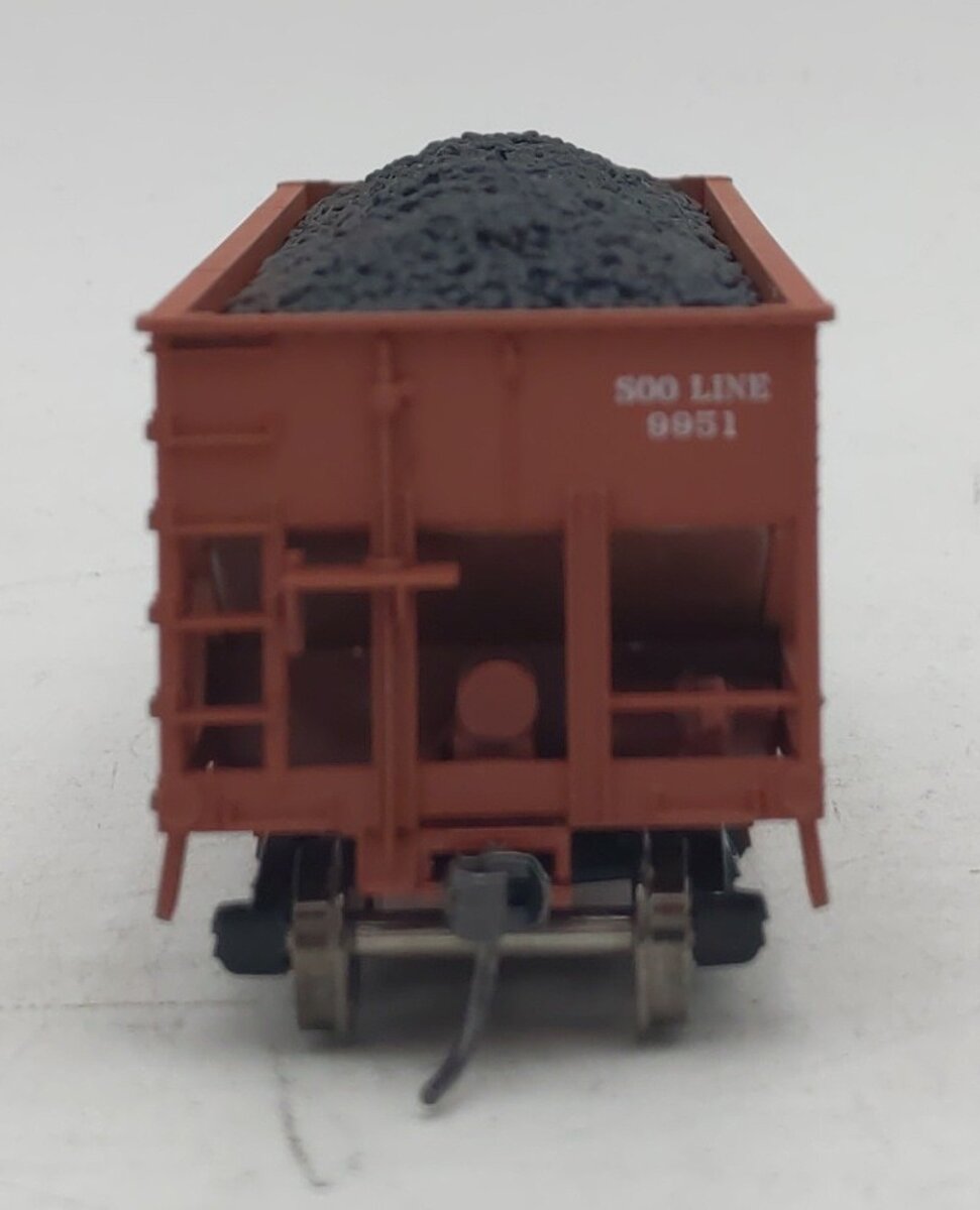 Accurail HO Scale Soo Line Twin Hopper w/ Coal Load #9951 EX/Box