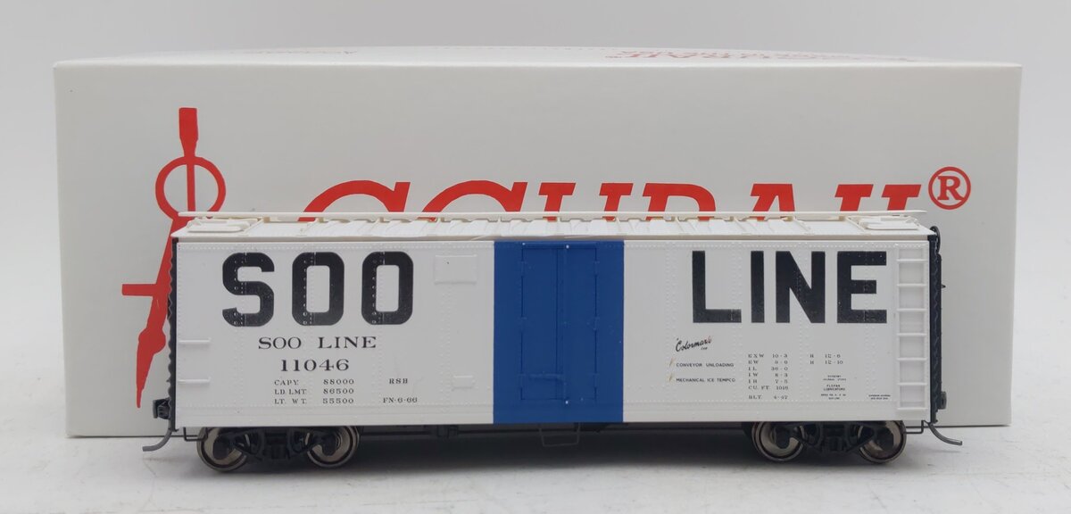 Accurail HO Scale Soo Line 1966 Hinge-Door Refrigerator Car #11046 NIB