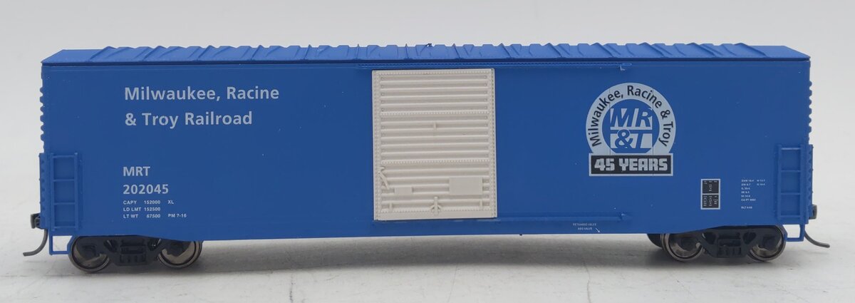 Accurail 84139 HO Milwaukee Racine & Troy 50' Steel Box Car #202045 - Assembled NIB