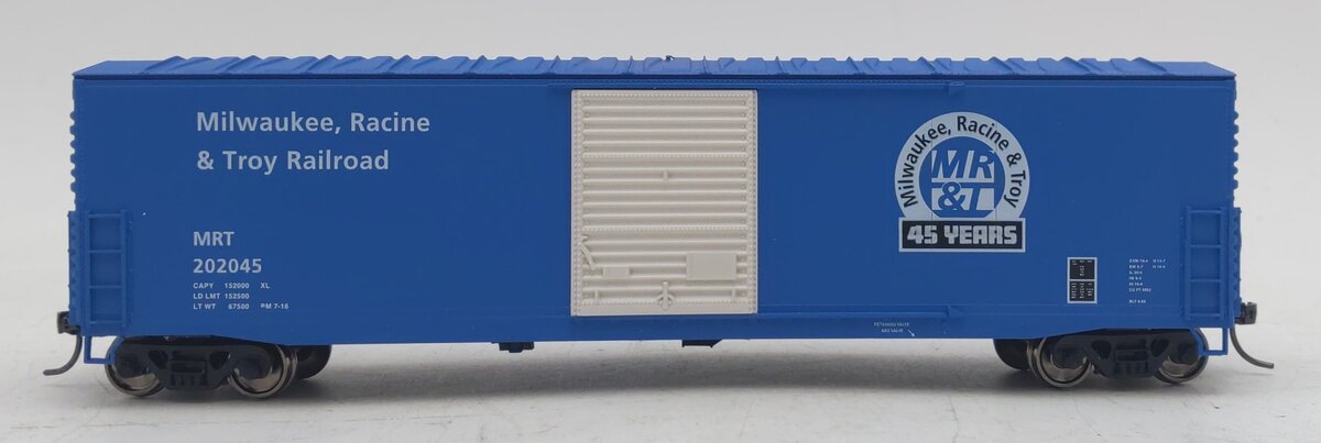 Accurail 84139 HO Milwaukee Racine & Troy 50' Steel Box Car #202045 - Assembled NIB