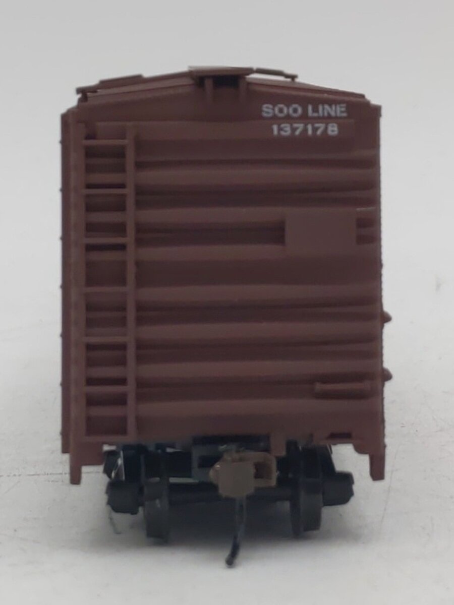Accurail HO Scale Soo Line 1971 Repaint Fdul Sliding Door Boxcar #137178 NIB