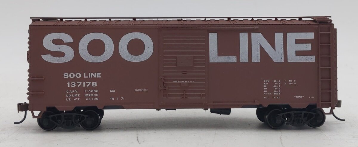 Accurail HO Scale Soo Line 1971 Repaint Fdul Sliding Door Boxcar #137178 NIB