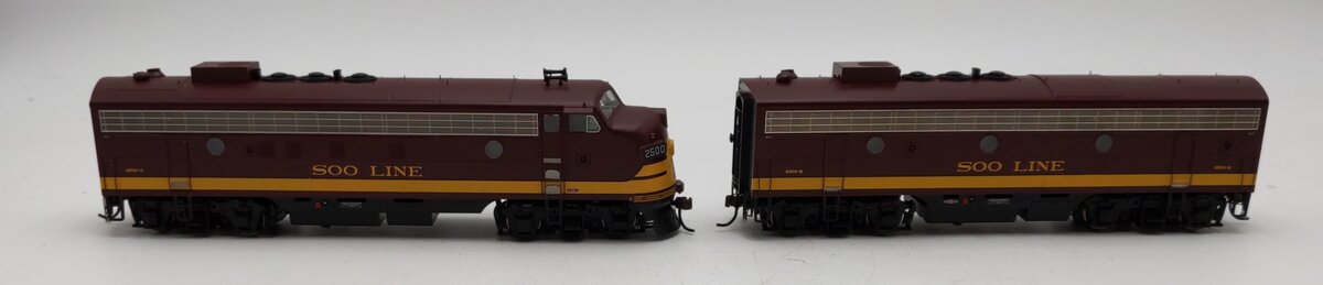 Athearn G22646 HO Soo Line (Passenger) FP7A/F7B wDCC & Sound, #2500A/B LN/Box