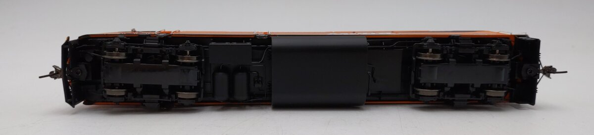 Atlas 10004160 HO Metra Gold MP-36 Diesel Locomotive #405 LN/Box