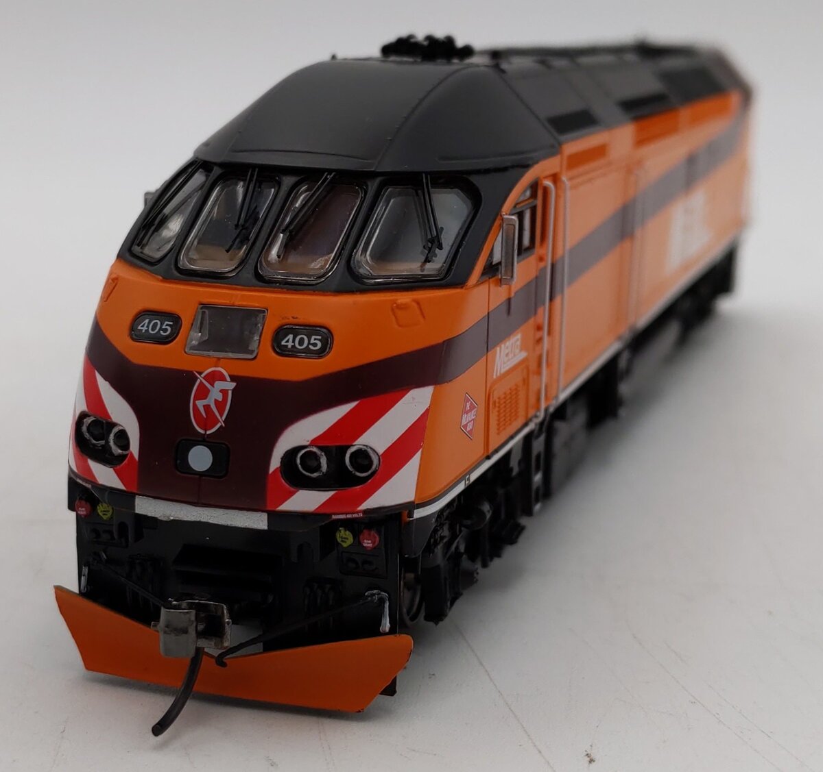 Atlas 10004160 HO Metra Gold MP-36 Diesel Locomotive #405 LN/Box