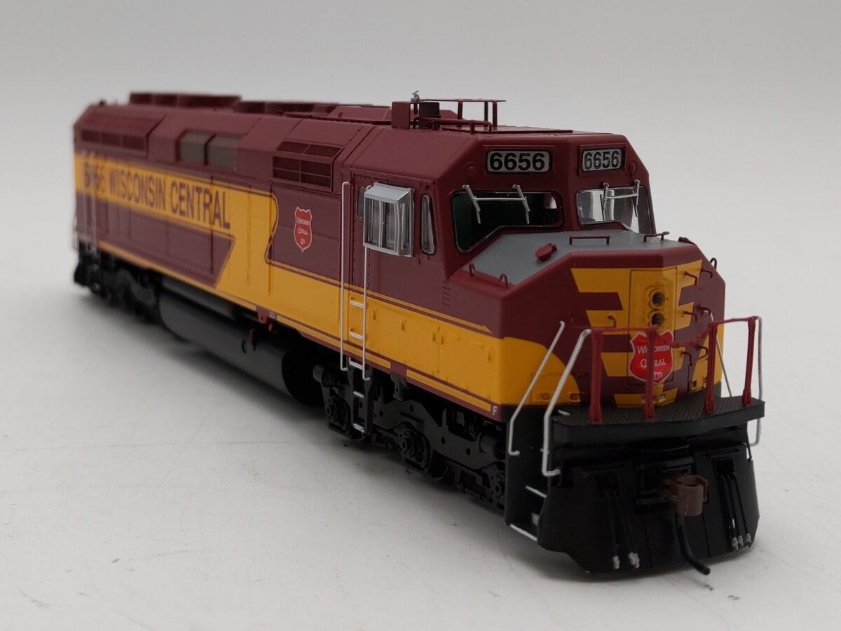 Athearn G28618 HO Wisconsin Central F45 Diesel Locomotive #6656 w/DCC & Sound LN/Box