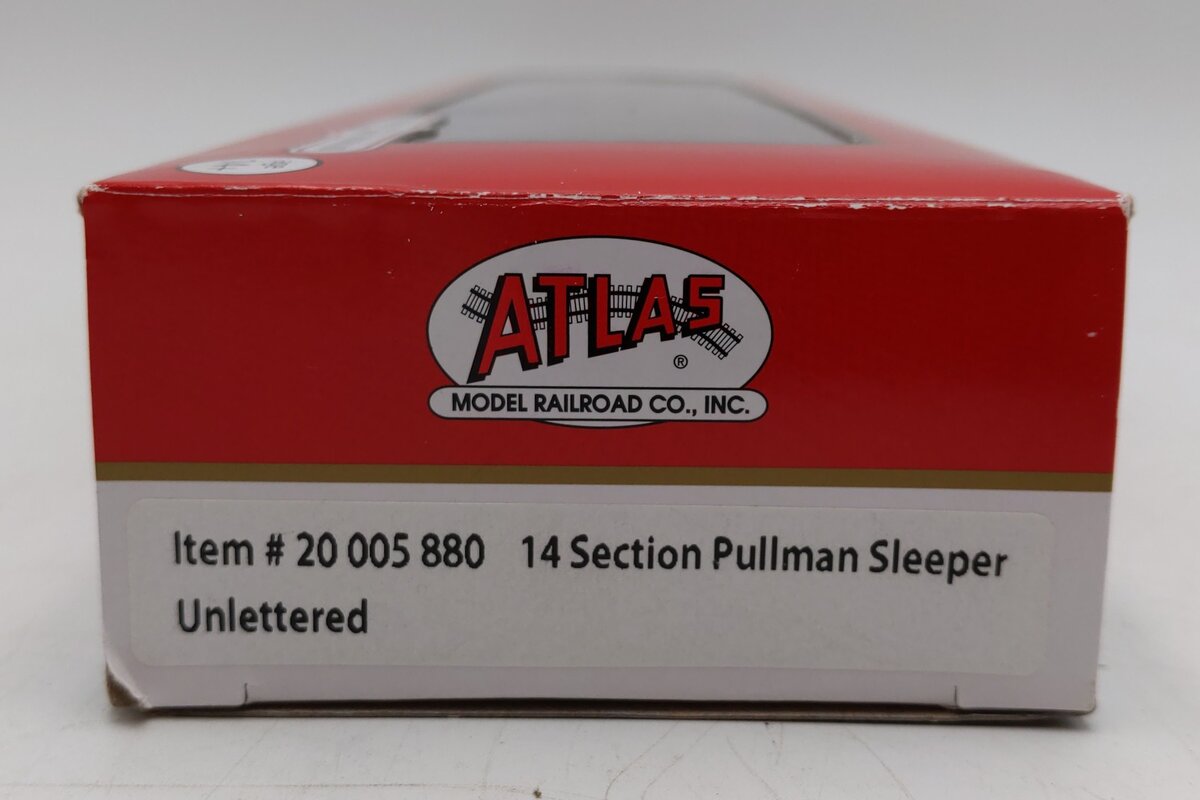 Atlas 20005880 HO Scale Unlettered 14 Section Pullman Sleeper