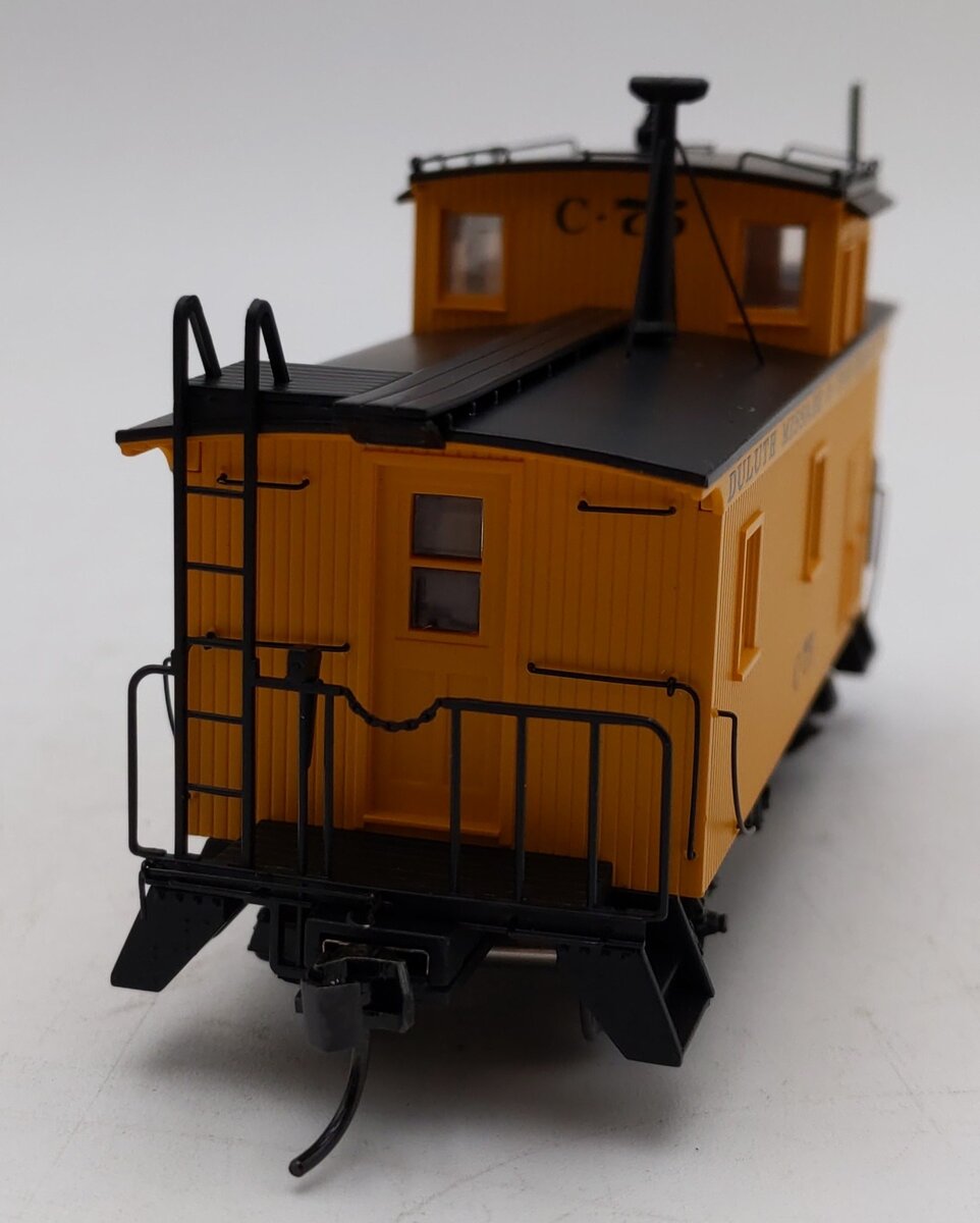 Walthers 920-103451 HO Duluth, Missabe & Iron Range Class G2 Wood Caboose #C-75 LN/Box