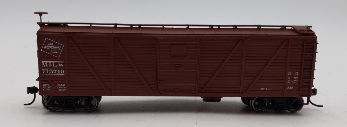 Walthers 910-40560 HO Milwaukee 40' Single-Sheathed Composite ARA Boxcar #715710 LN/Box