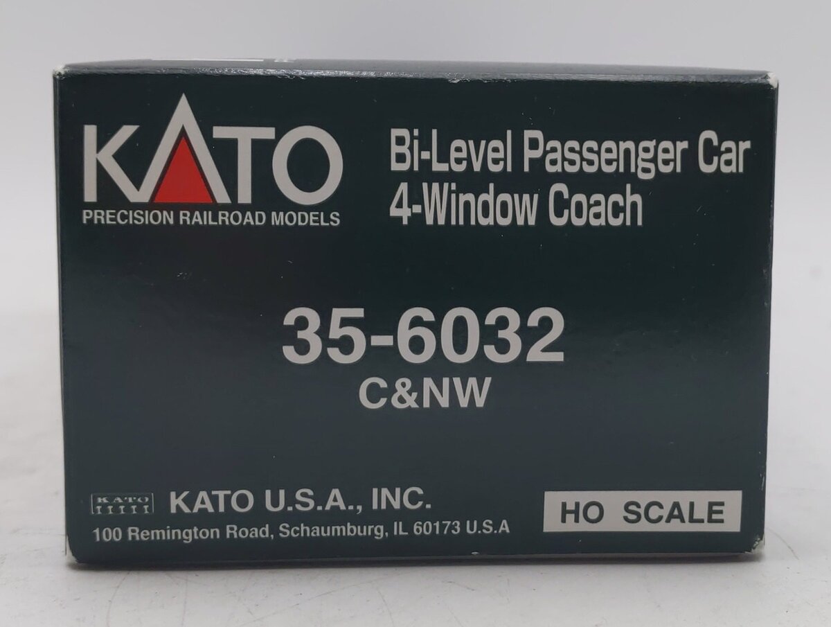 Kato 35-6032 HO Scale CNW Bi-Level 4 Window Passenger Coach Car EX/Box