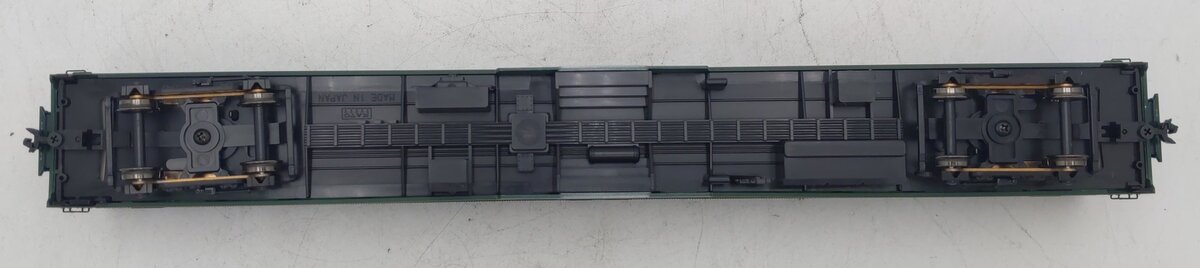 Kato 35-6041 HO Scale C&NW 6-Window Coach Car #35 EX/Box