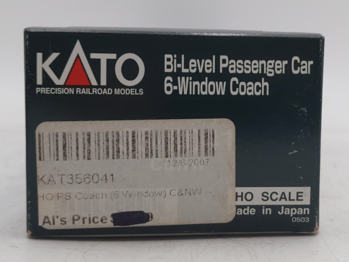 Kato 35-6041 HO Scale C&NW 6-Window Coach Car #35 EX/Box