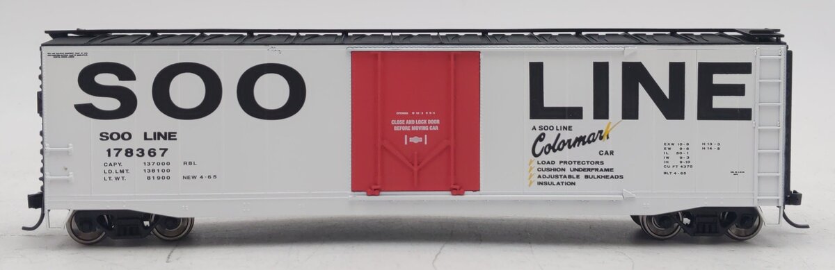 Rivarossi HR6367 HO Soo Line 50ft Boxcar with Plug Door and Roofwalk #178367 NIB