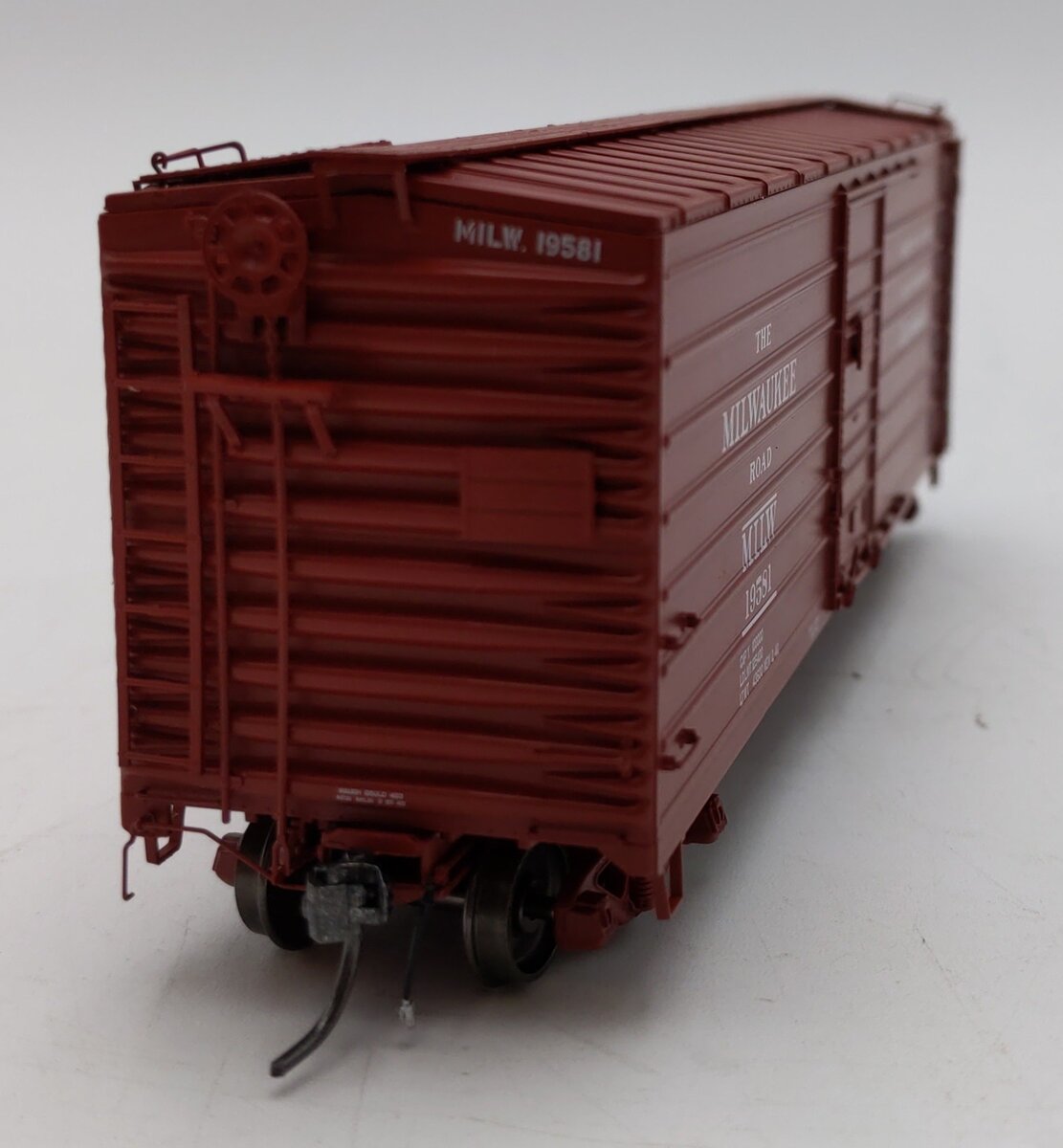ExactRail HO Scale Milwaukee 3898 Ribside Boxcar EP-82004-2 LN/Box