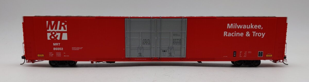 Tangent HO 25070-01 MR&T86' High Cube Double Plug Door Box Car (Red Repained)