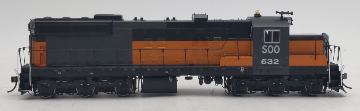 Rapido Trains 50634 HO Scale SOO Line EMD SD10 Diesel Loco #532 w/DCC&Sounds NIB