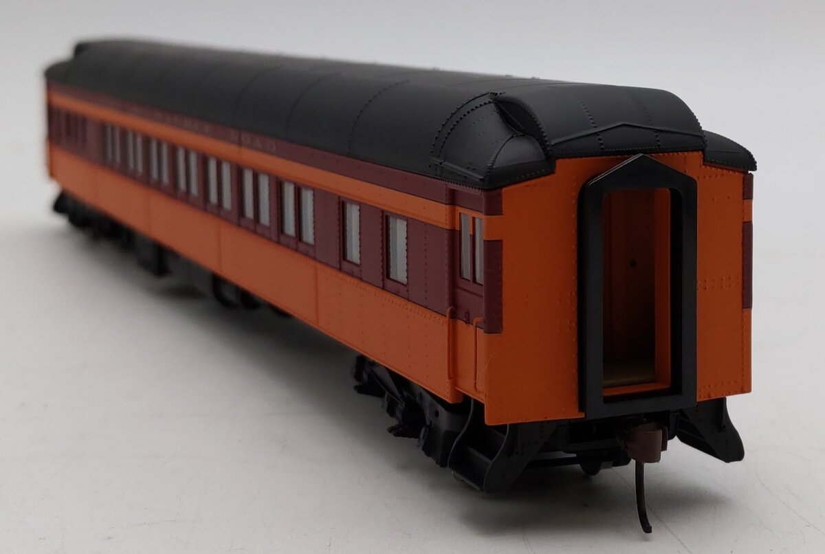 Walthers 932-10212 HO Scale Milwaukke Road Pullman Heavyweight Passenger Car LN/Box