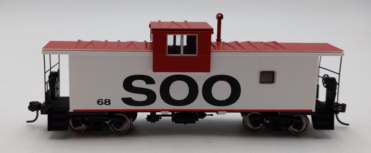 Walthers 910-8721 HO SOO International Extended Wide-Vision Caboose RTR #68 LN/Box