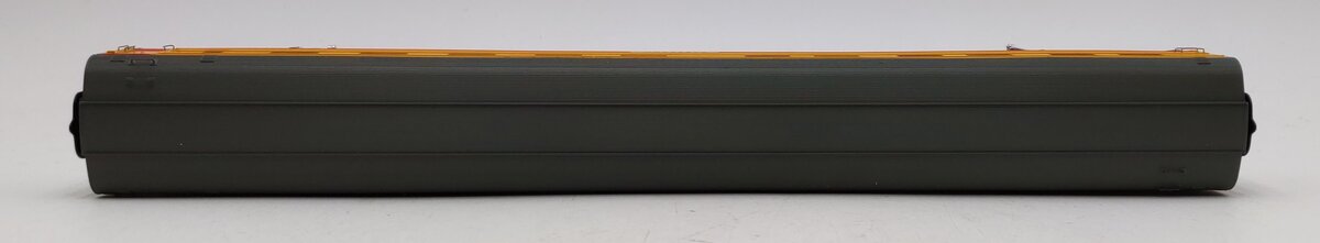 Walthers 920-14104 HO Union Pacific Cabarton Early Lighted 85' Budd 10-6 Sleeper LN/Box