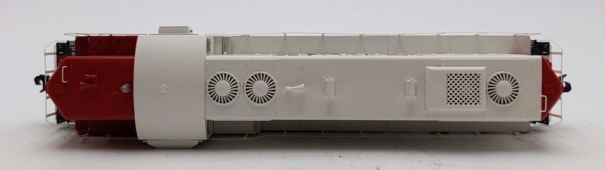Walthers 920-42709 HO SOO Line GP9 PHII Diesel Locomotive with Sound & DCC #412 LN/Box