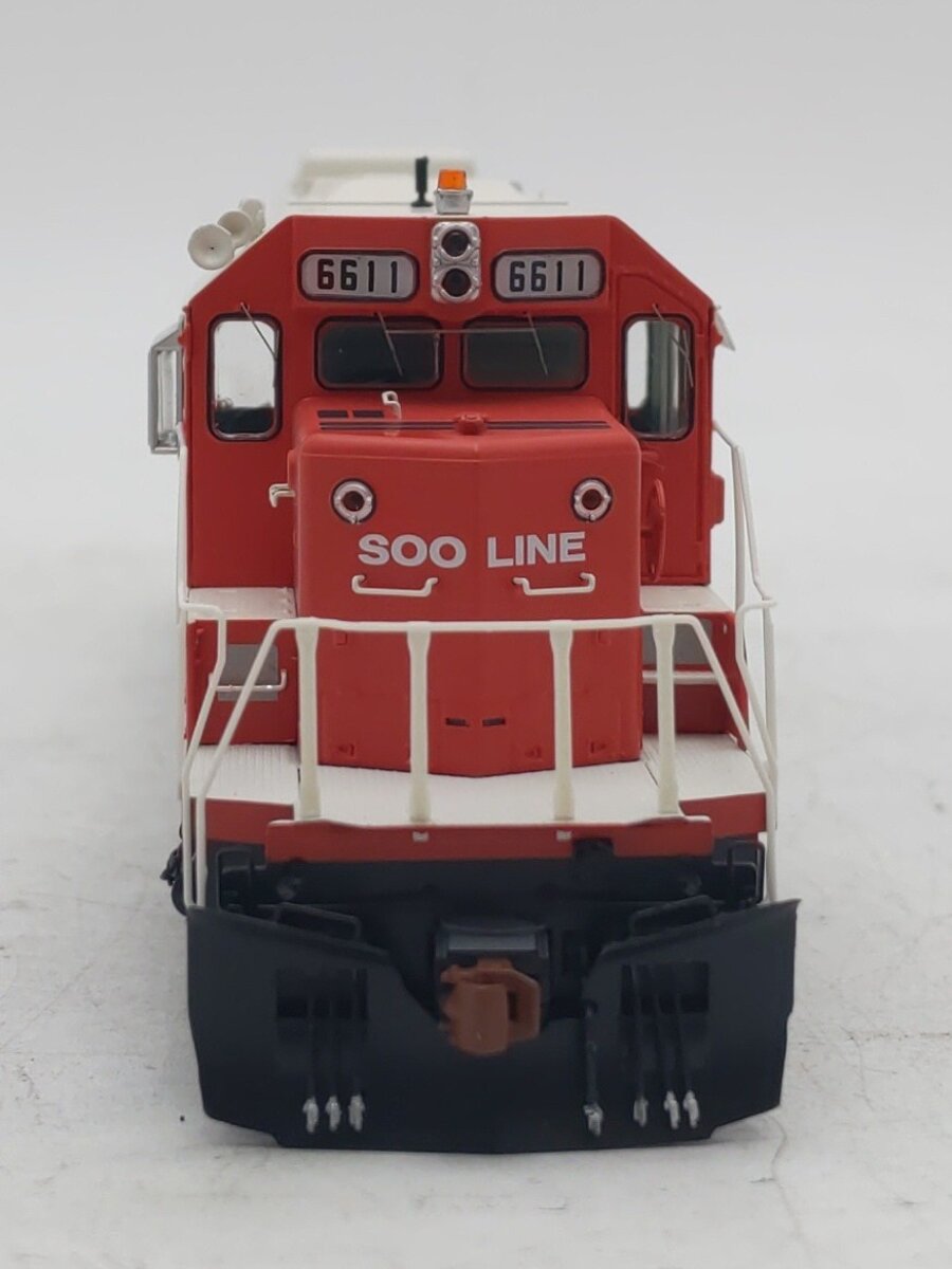 Scale Trains HO Scale SXT38835 SOO Line EMD SD40-2 #6611 w/DCC&Sound NIB