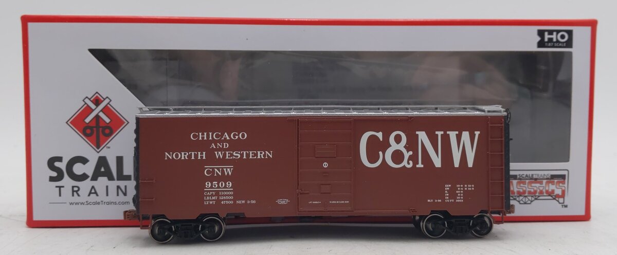 Scale Trains SXT1232 HO Scale CNW 40' PS-1 Boxcar #9509 LN/Box