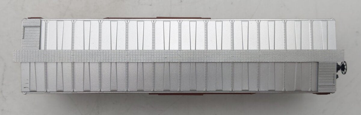 Scale Trains SXT1232 HO Scale CNW 40' PS-1 Boxcar #9509 LN/Box