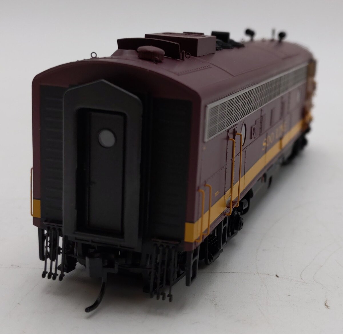 Walthers 920-42522 HO SOO Line FP7 Diesel Locomotive with Sound & DCC #502A LN/Box