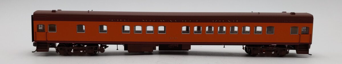 Fox Valley Models 10101 HO Milwaukee Road 1935-Built Bunk Coach - Ready to Run LN/Box