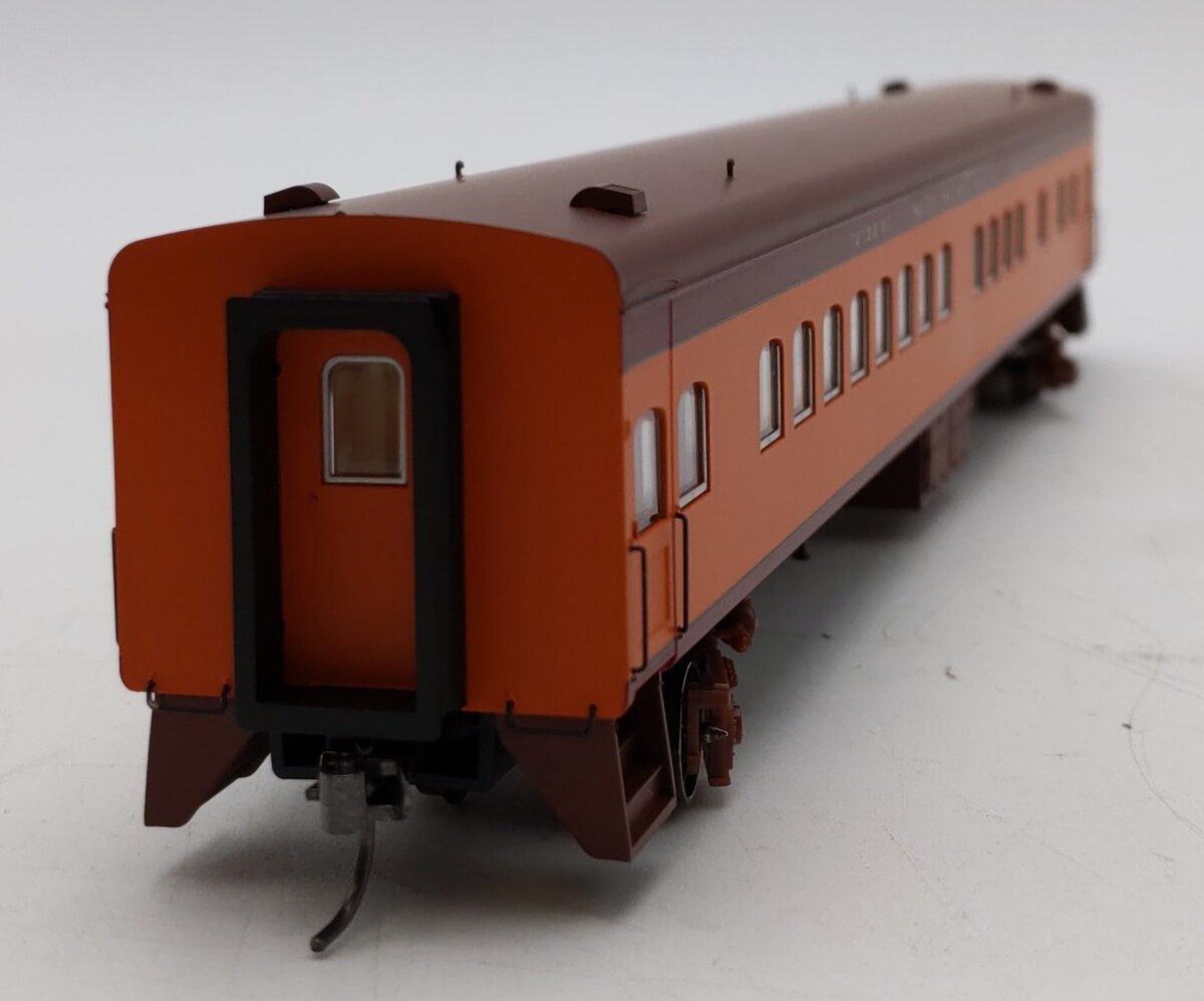 Fox Valley Models 10101 HO Milwaukee Road 1935-Built Bunk Coach - Ready to Run LN/Box