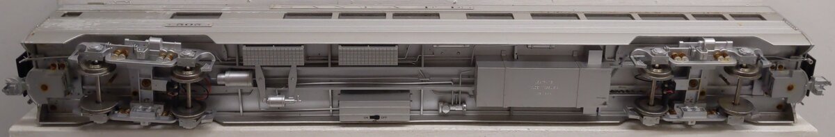 USA Trains R31007 Santa Fe Aluminum Vista Dome Car #505 VG